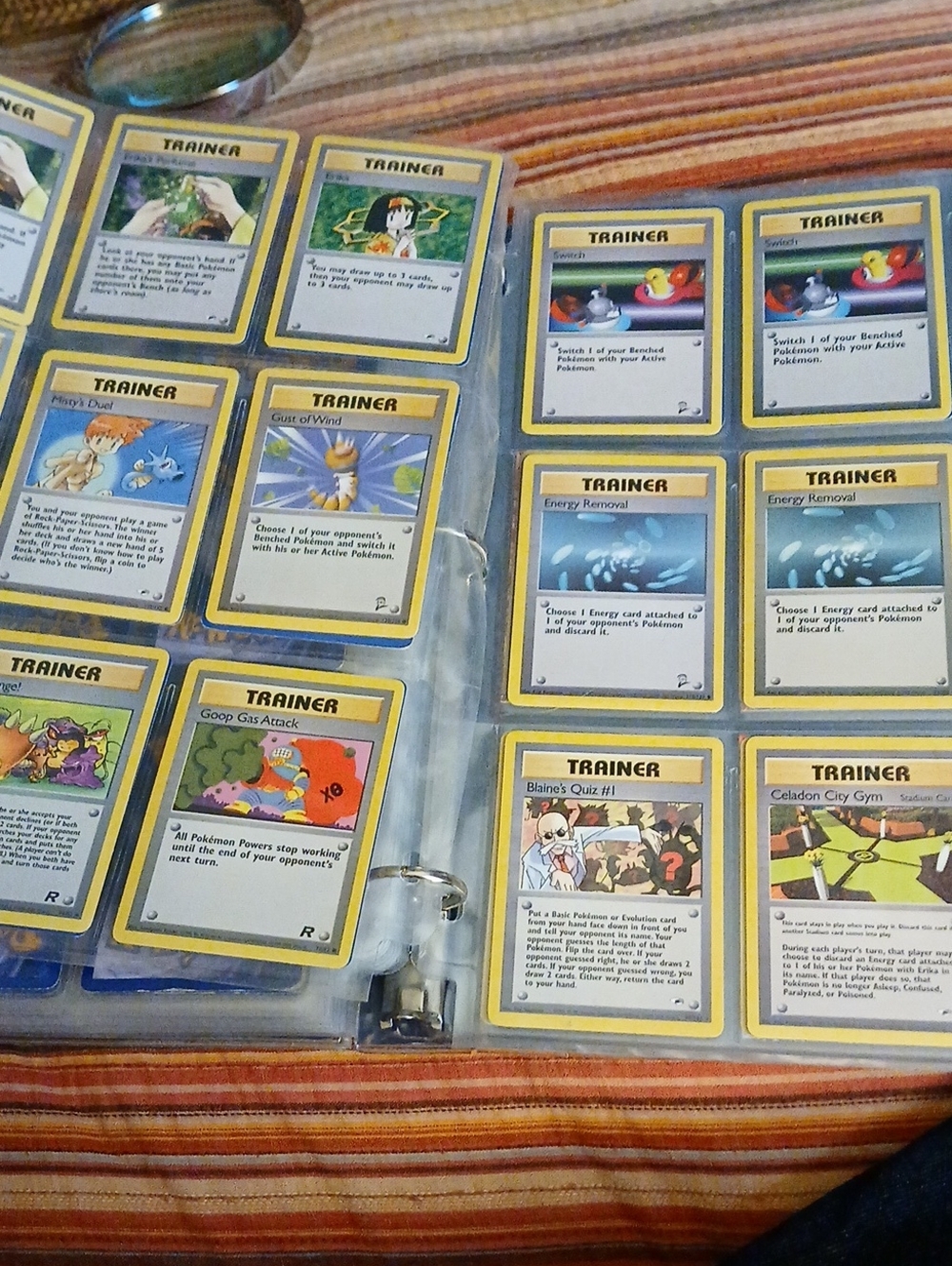 PokémonTrading Cards! 29 Pages Of Vtg Collectible Cards In Binder - Picture 8 of 9